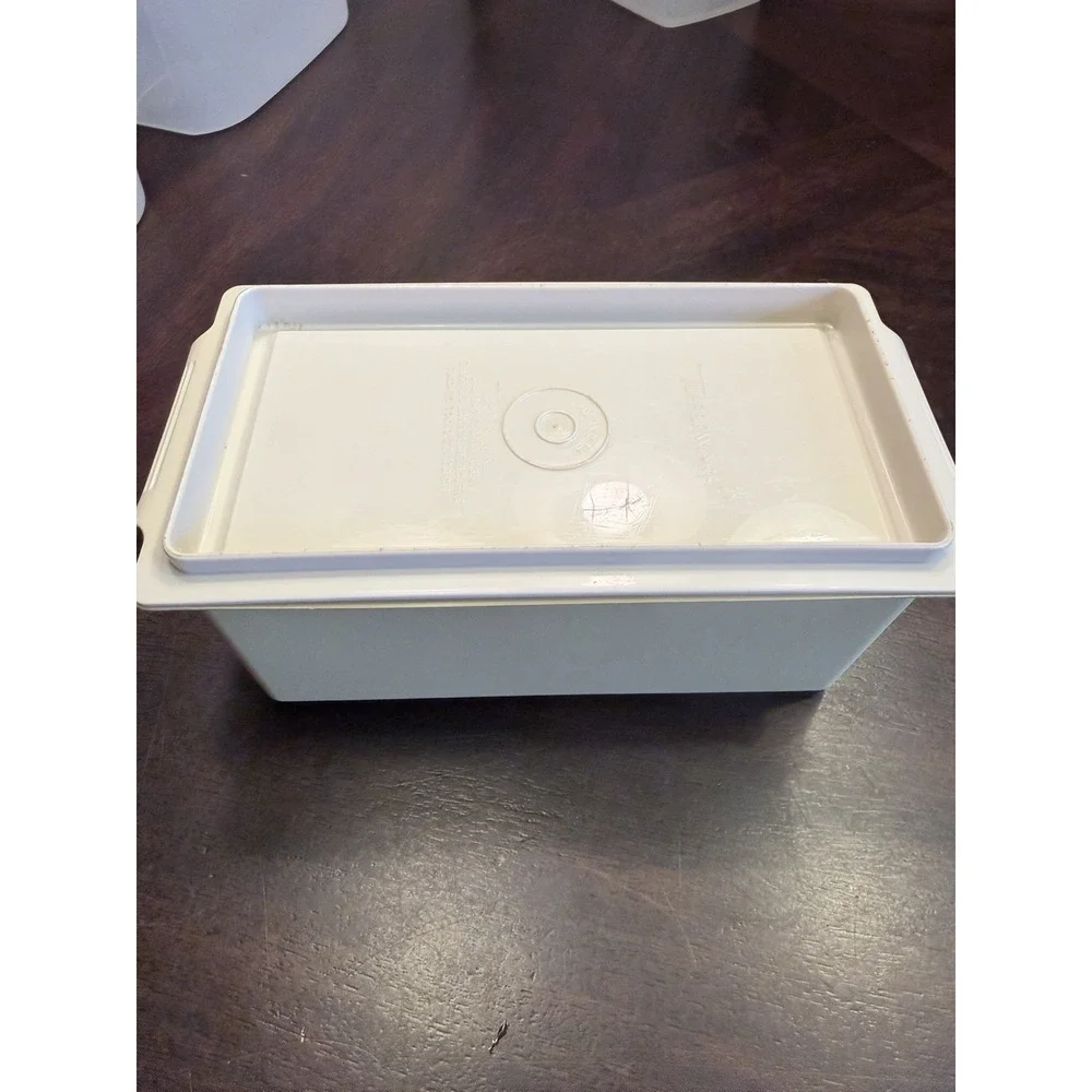 Vintage Tupperware Butter Cheese Dish Keeper Gold Top 638–10 Tan Bottom 639–10